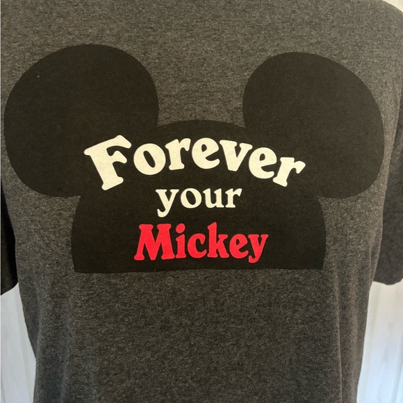 Mickey / Minnie Forever Yours Disney’s Theme Park Tees Lot of 2 - Picture 5 of 7